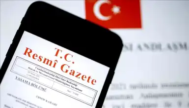 4 Ağustos 2025 Resmi Gazete Kararları: Önemli Yönetmelikler ve Anayasa Mahkemesi Kararları