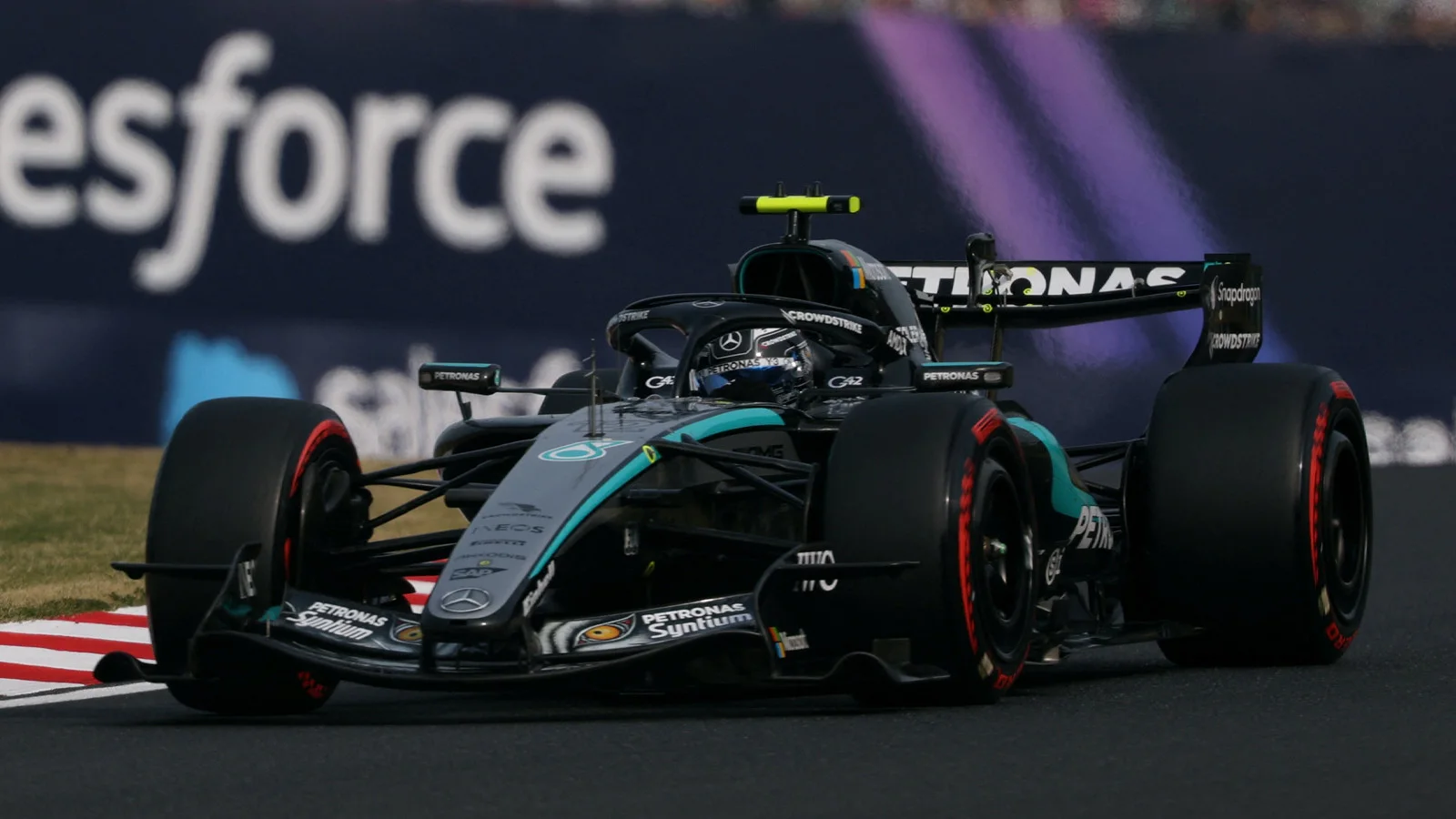 2026 Japonya GP sıralama turlarında pole Kimi Antonelli'nin