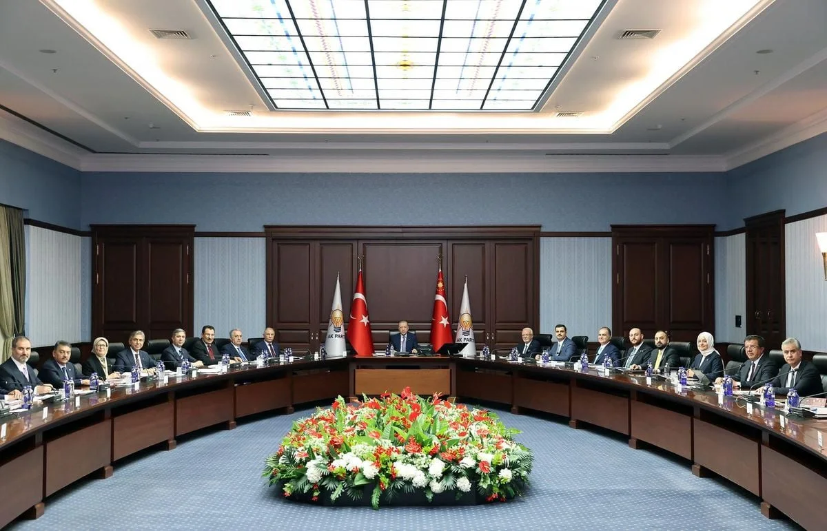AK Parti MYK, Erdoğan başkanlığında toplandı