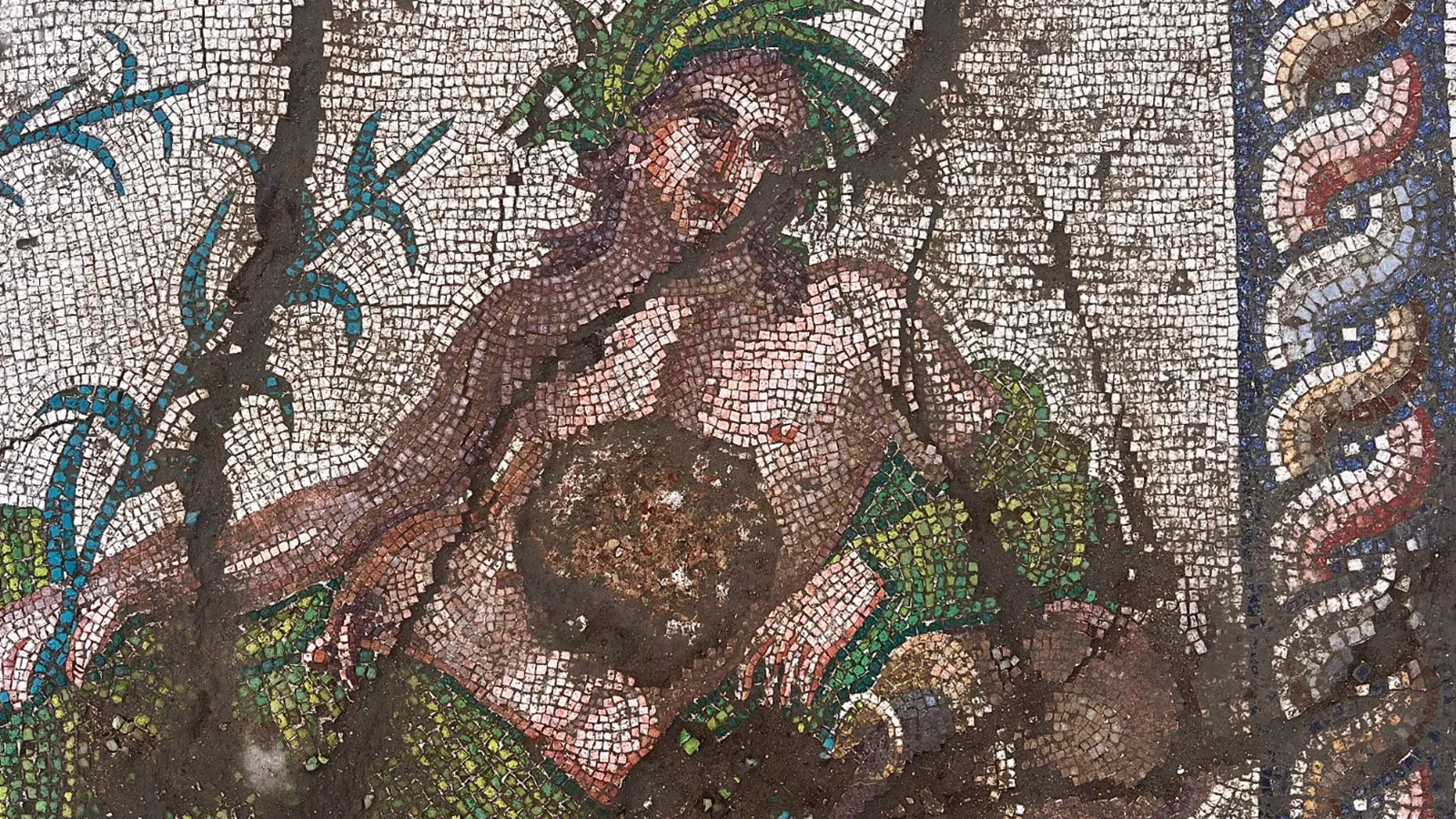 Bakan Ersoy'dan Aspendos'ta Eurymedon mozaiği açıklaması