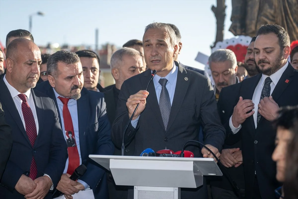 CHP, Atatürk Anma Töreninde saygı mesajı verdi