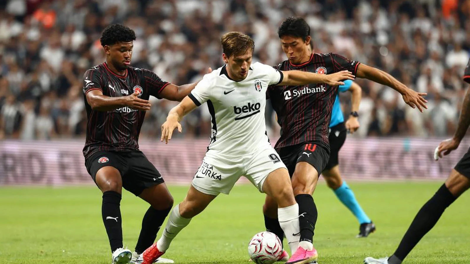 Semih Kılıçsoy, 357 gün sonra Beşiktaş formasına döndü