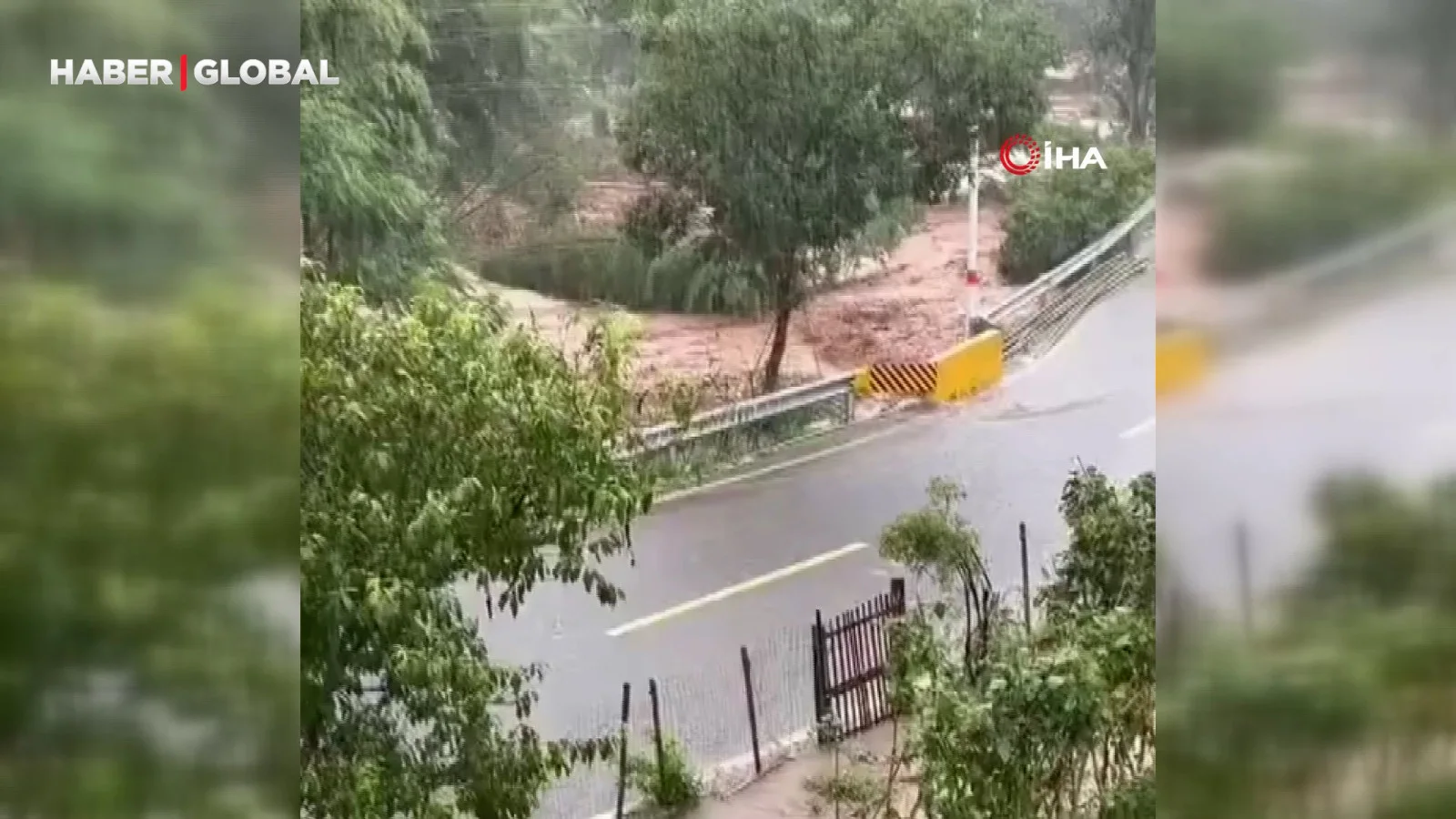 Çin'de toprak kayması kameraya yansıdı