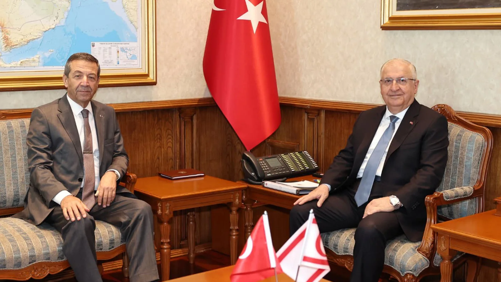 Yaşar Güler, KKTC Dışişleri Bakanı Tahsin Ertuğruloğlu ile görüştü