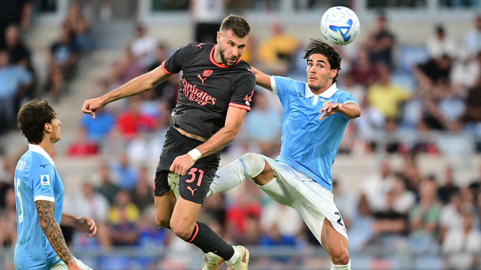 Lazio ile Milan Roma Olimpiyat Stadyumu'nda yenişemedi